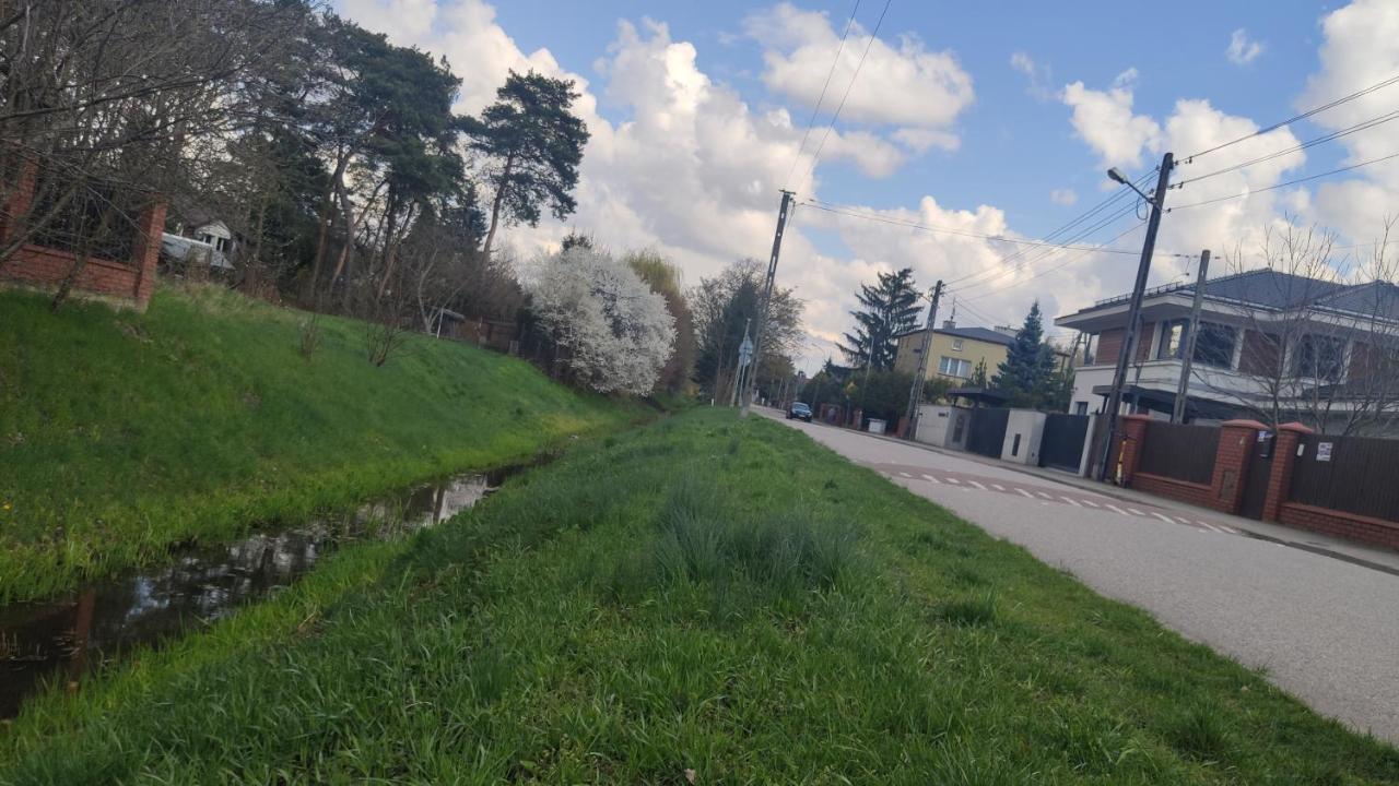 Dom Na Zaciszu Lejlighed Warszawa Eksteriør billede